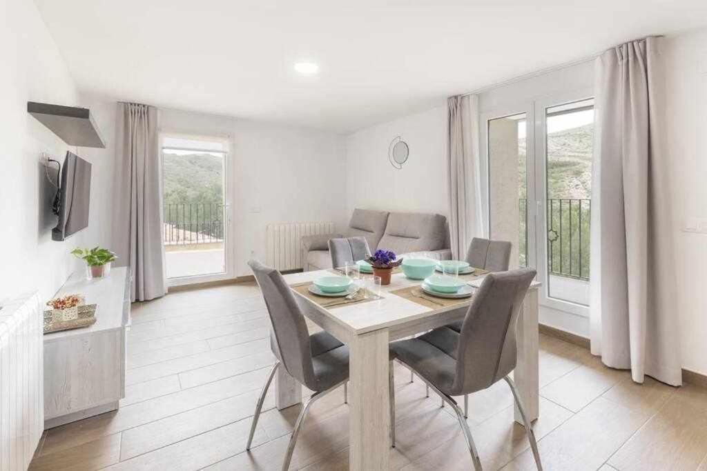 Apartamentos El Mirador Villarroya de los Pinares Luaran gambar
